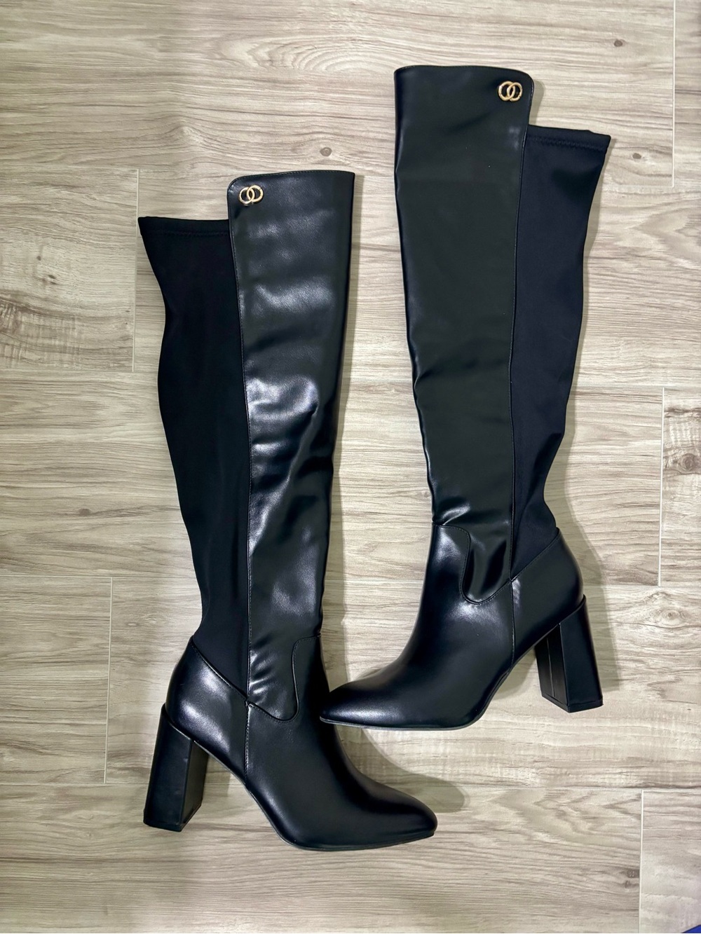 Liliana Raye 1 Black Knee-High Block Heel Boots 8.5